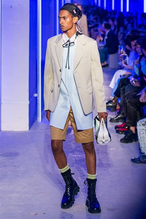 wwd prada spring 2020|Prada Men's Spring Show 2020 [PHOTOS] .